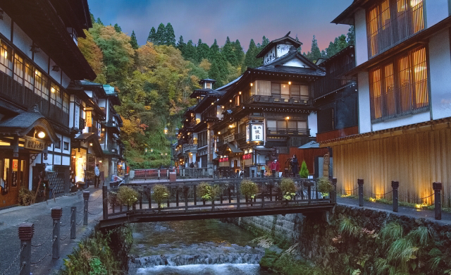 銀山温泉（山形県）